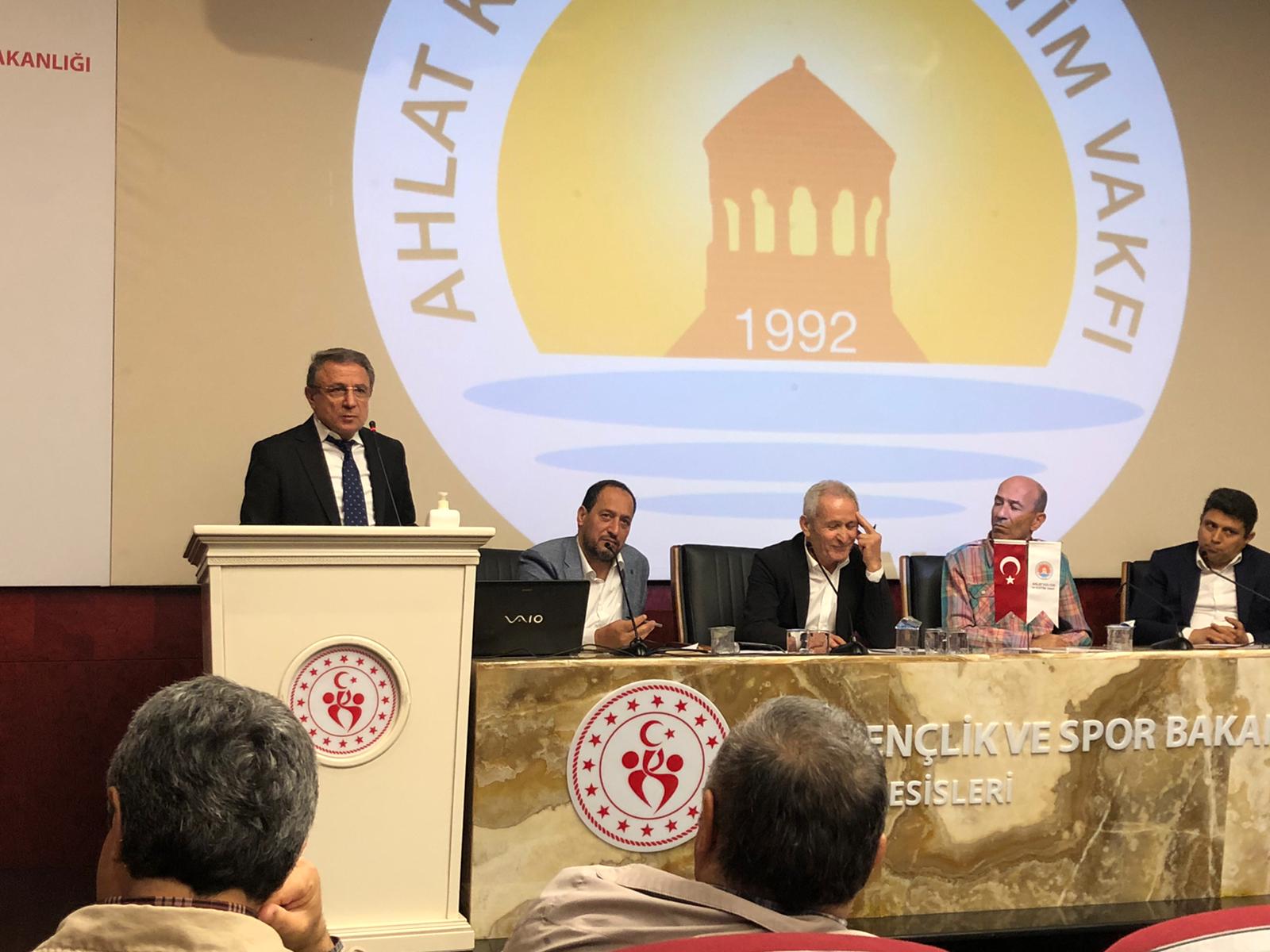 Ahlat Kültür ve Eğitim Vakfı 12.Olağan Gelen Kurul Toplantısı Ankara’da Yapıldı.
